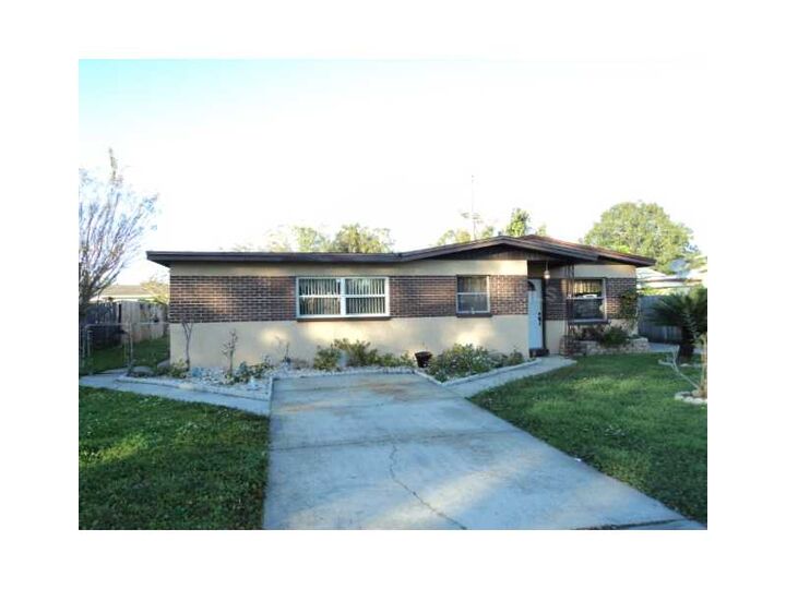 Property Photo:  4503 W Hanna Avenue  FL 33614 