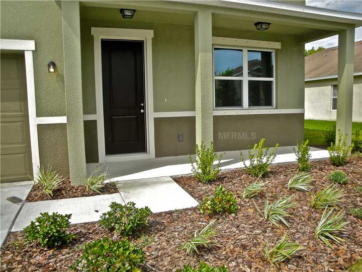 Property Photo: 7608 Tangle Brook Boulevard FL 33534