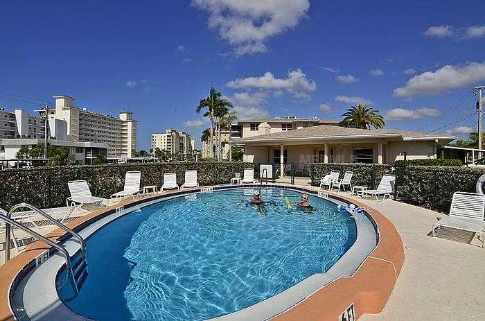 Property Photo:  200 The Esplanade 20  FL 34285 