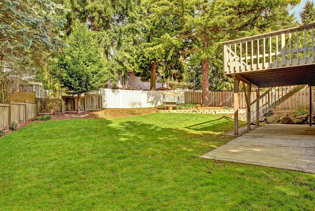 Property Photo:  10424 NE 196th St  WA 98011 