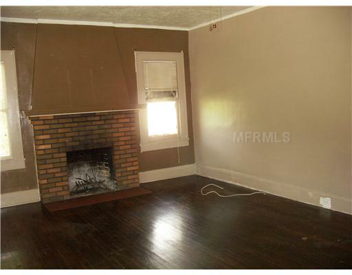 Property Photo:  2340 6th Avenue W  FL 34205 