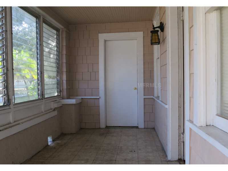 Property Photo:  302 28th Street W  FL 34205 