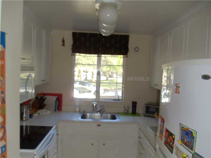Property Photo: 705 W Venice Avenue 705-A FL 34285