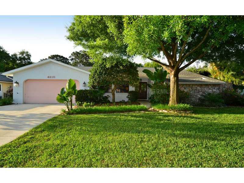 Property Photo: 4310 Pasadena Court FL 34233