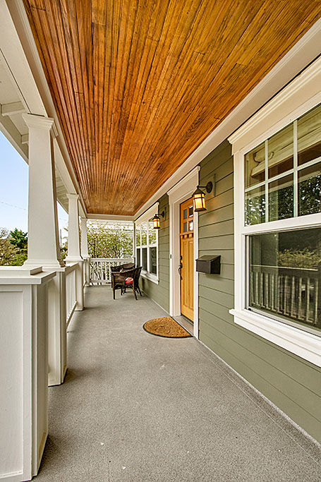 Property Photo: 2354 N 59th St WA 98103