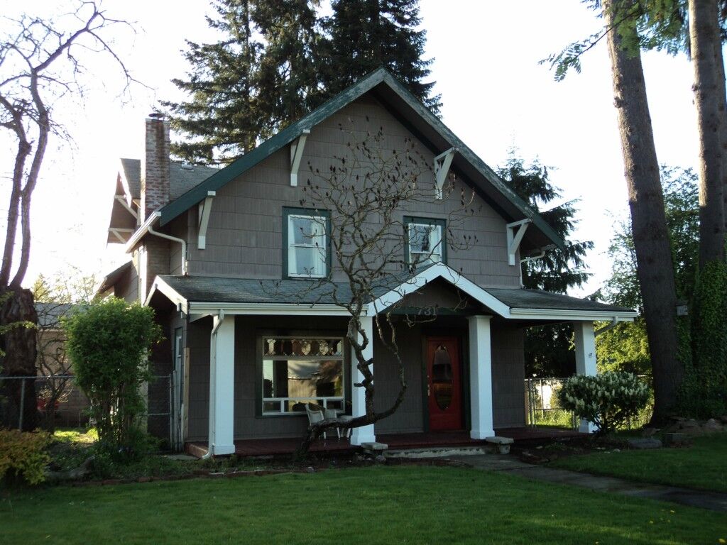 Property Photo: 731 S Pearl WA 98531
