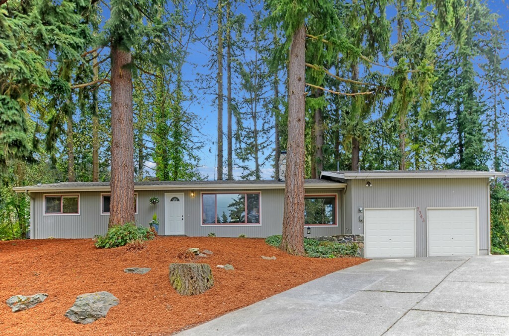 Property Photo:  7343 NE 150th St  WA 98028 