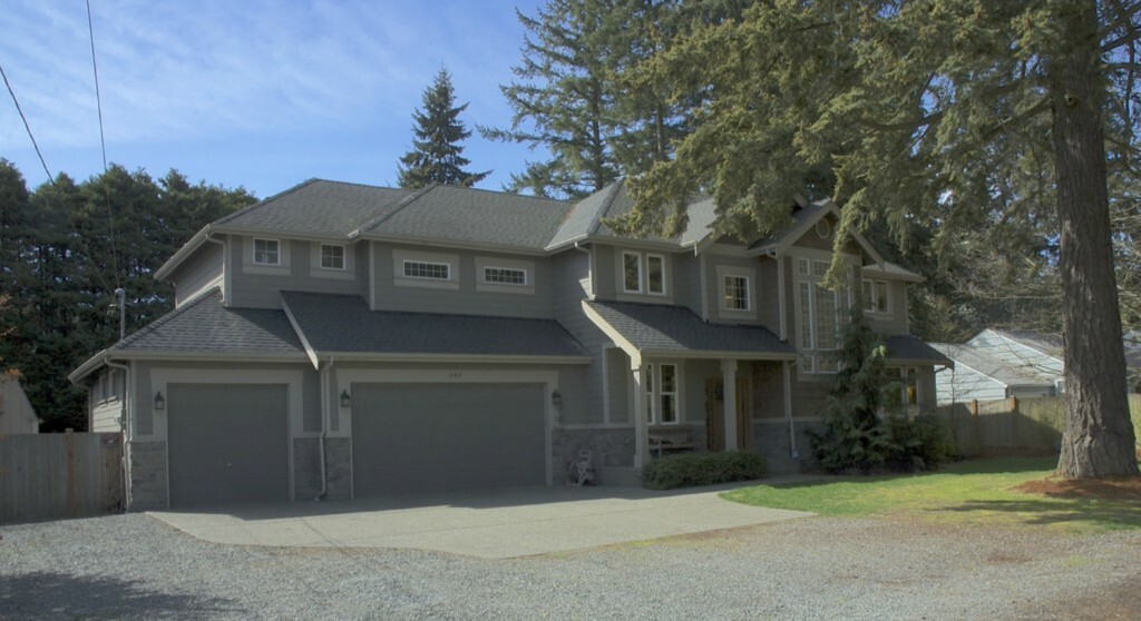 Property Photo:  543 N 138th St  WA 98133 