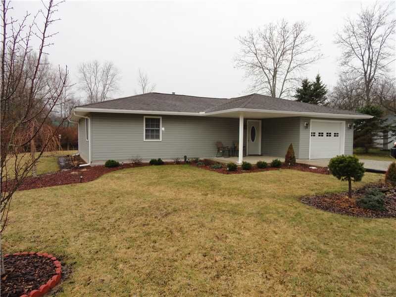 Property Photo: 5265 Lakeview Drive PA 16412