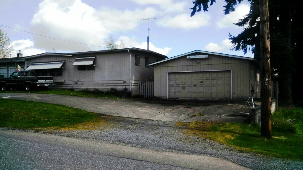 Property Photo:  12731 10th Dr SE  WA 98208 