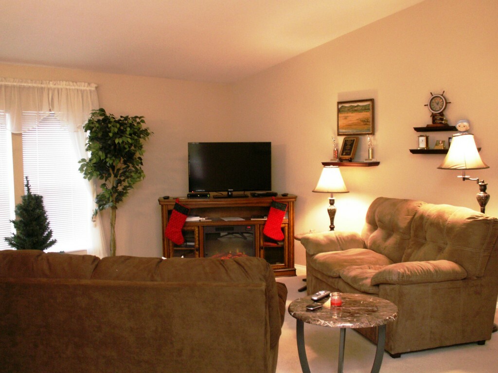 Property Photo: 6869 Capricorn Lane NE 1 WA 98311