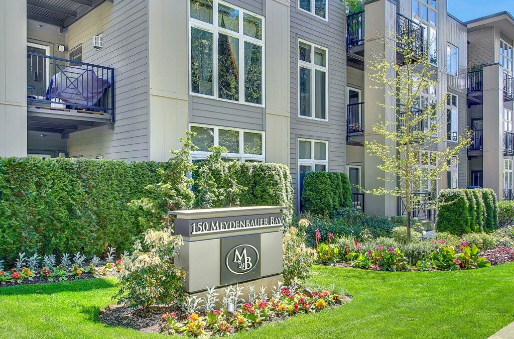 Property Photo:  150 102nd Ave SE 210  WA 98004 