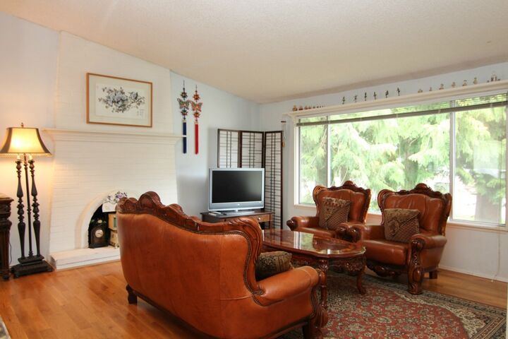 Property Photo: 14504 49th Place W WA 98026