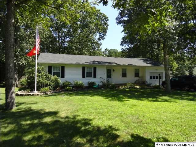 Property Photo:  65 Butterfly Road  NJ 08527 