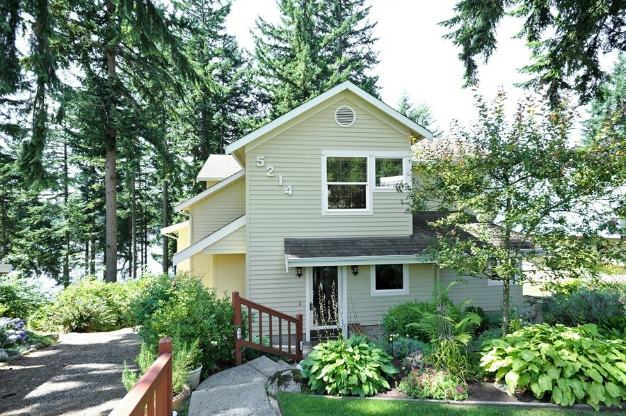 Property Photo:  5214 Weber Rd  WA 98290 