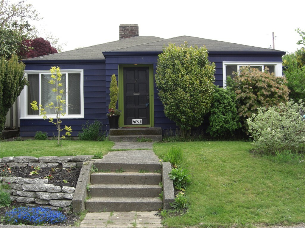 Property Photo:  7520 Jones Ave NW  WA 98117 