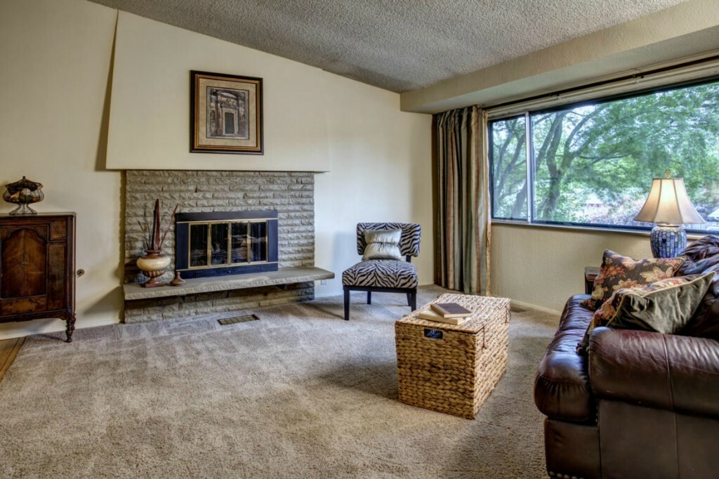 Property Photo:  2207 Timber Trail  WA 98012 