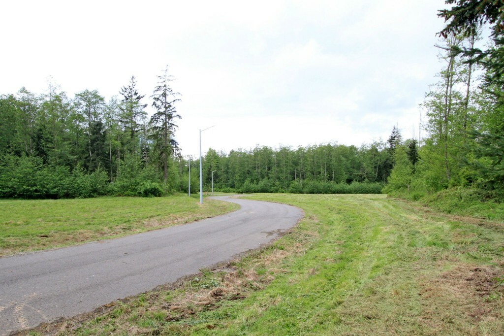 Property Photo:  1 Saratoga Hills Drive Place  WA 98282 