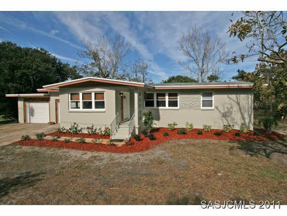 Property Photo: 10 Anastasia Park Dr FL 32080