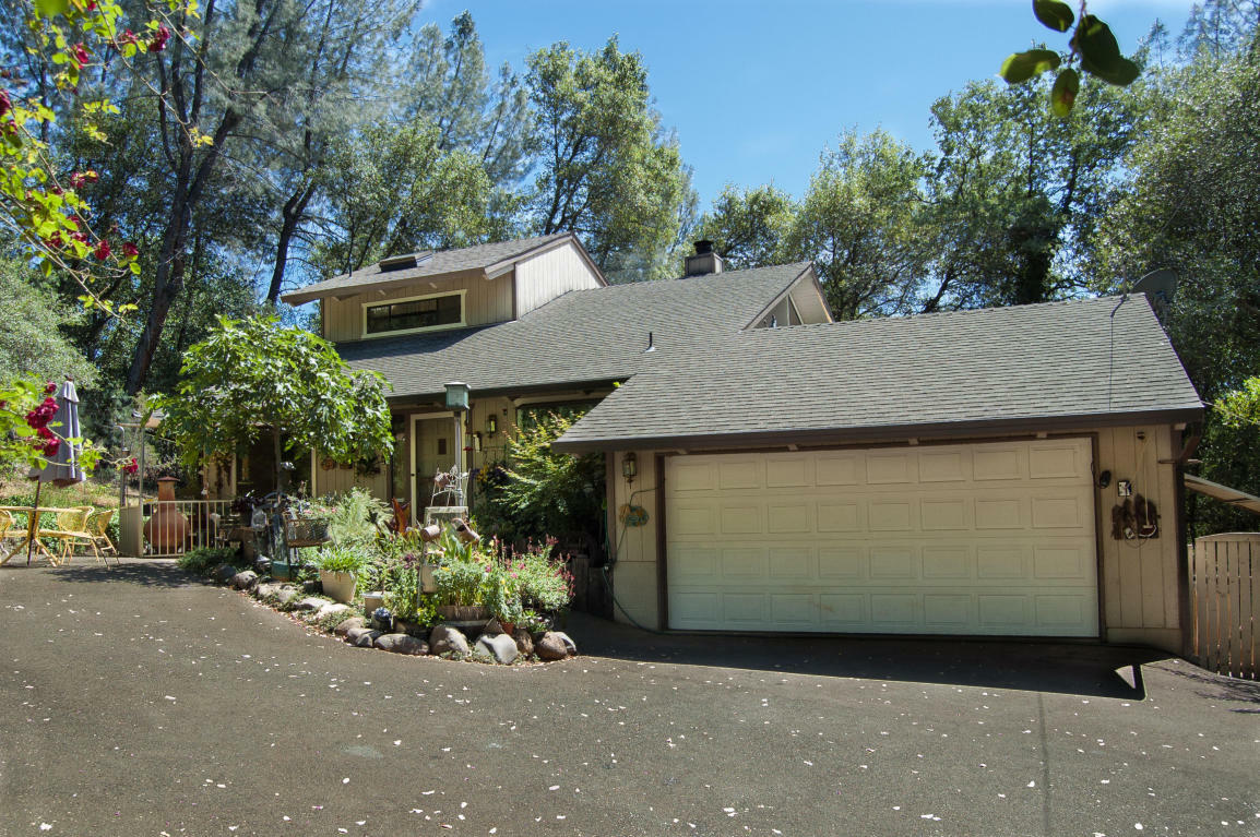 Property Photo:  13595 Phaedra Lane  CA 96003 