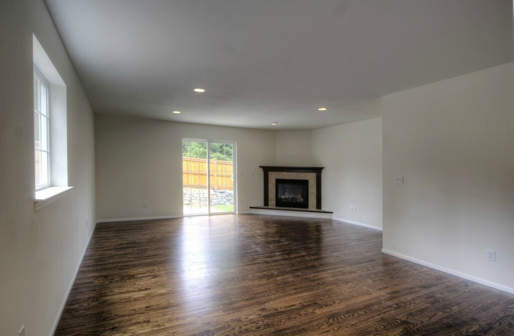 Property Photo:  2517 Elmont Ct  WA 98229 