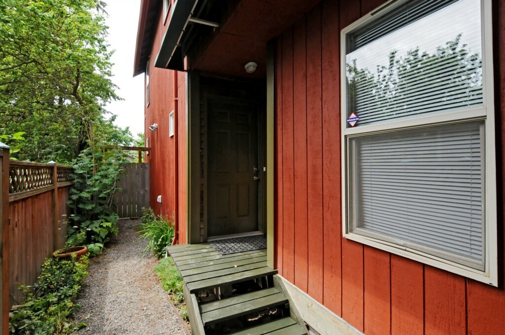 Property Photo: 925 24th Ave S WA 98144