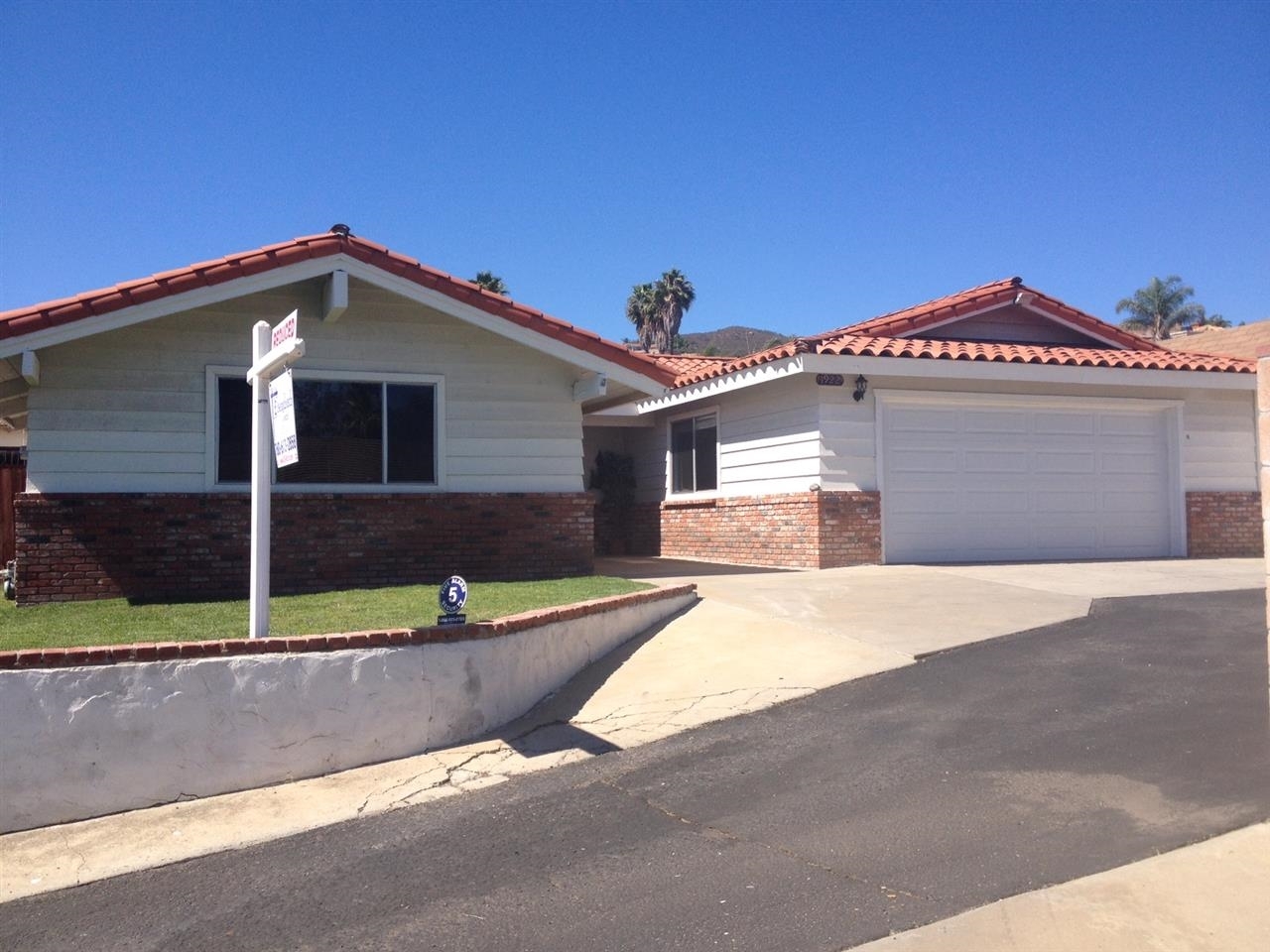 Property Photo: 1922 Odell Circle CA 92084