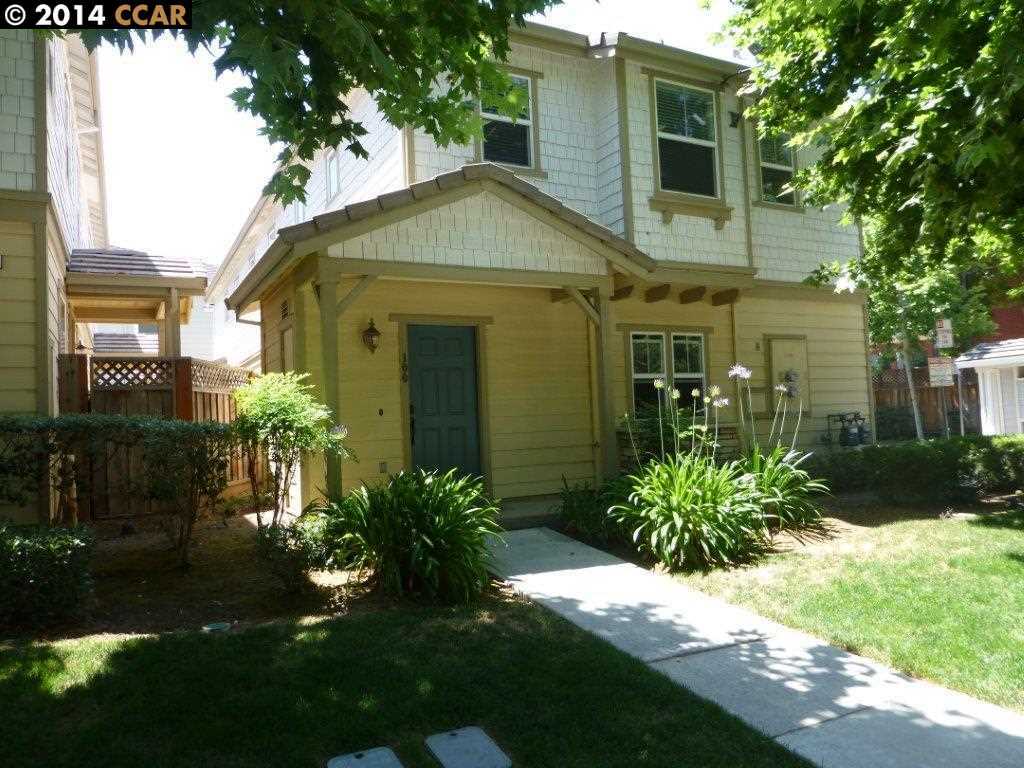 Property Photo:  100 Hamlin Loop  CA 94598-2620 