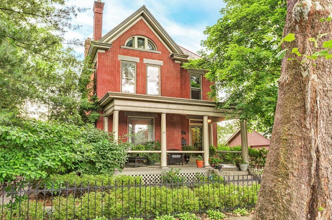 Property Photo: 873 Bruck Street OH 43206