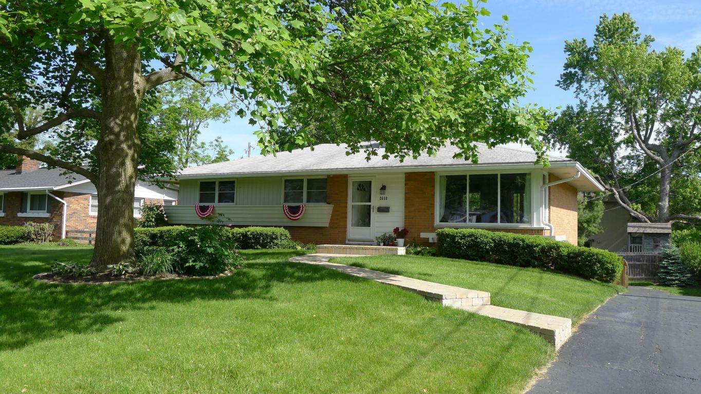 Property Photo:  2668 Edgevale Road  OH 43221 