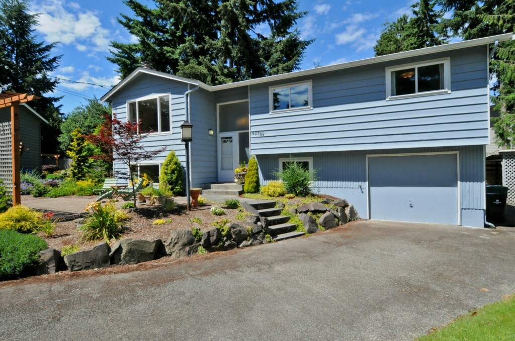 Property Photo:  18522 6th Ave NW  WA 98177 