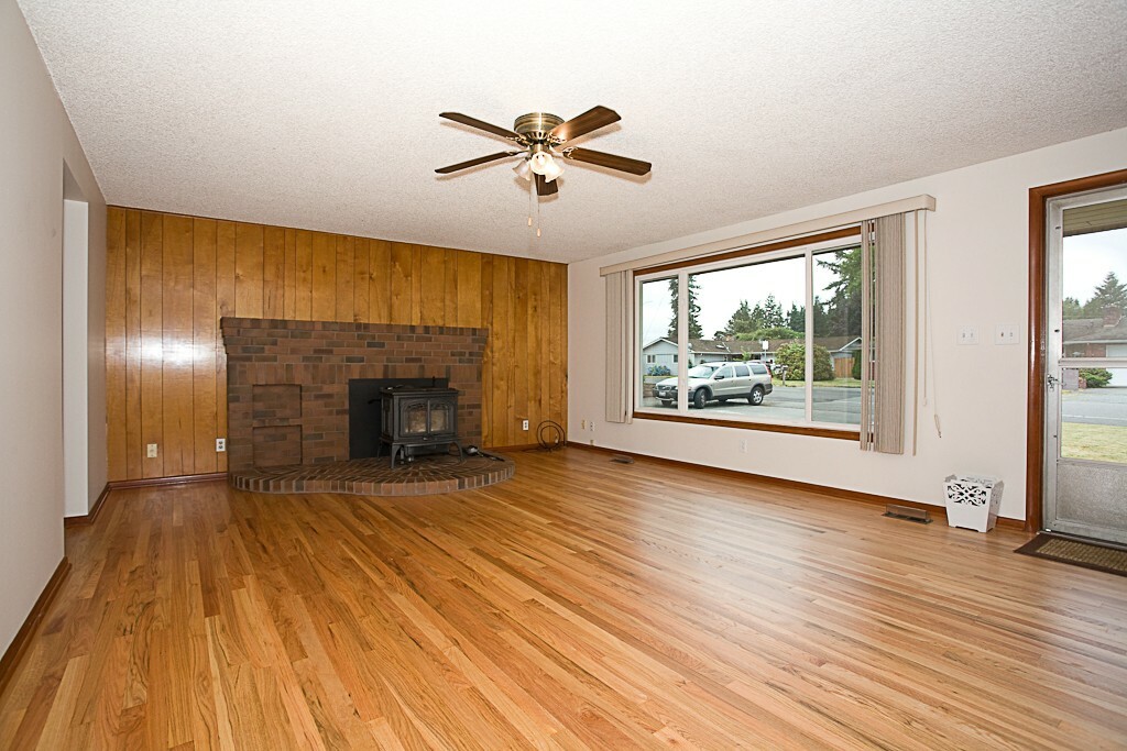 Property Photo:  5017 85th Place NE  WA 98270 