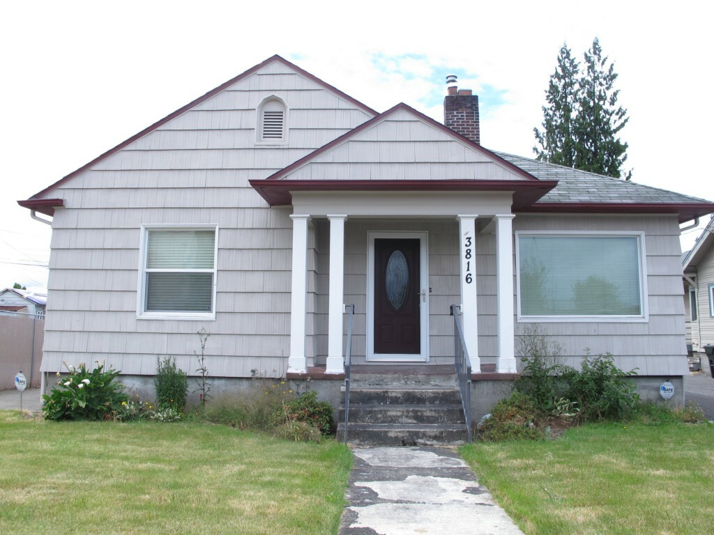 Property Photo: 3816 S Sheridan WA 98418