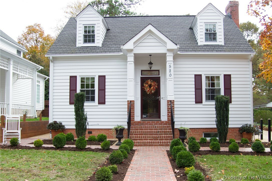 Property Photo:  520 Newport Avenue  VA 23185 