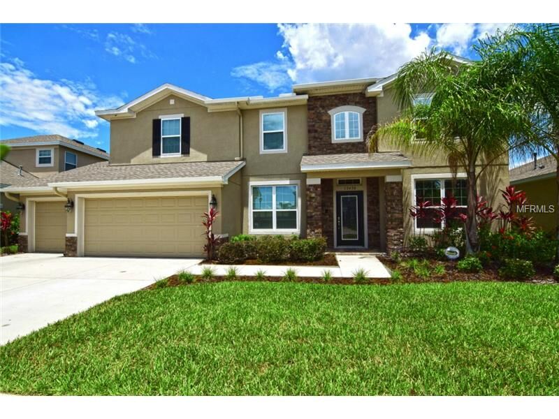 Property Photo:  12430 Belcroft Drive  FL 33579 