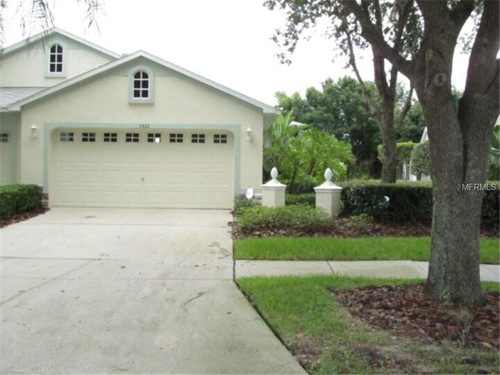 Property Photo: 5832 Heronpark Place FL 33547