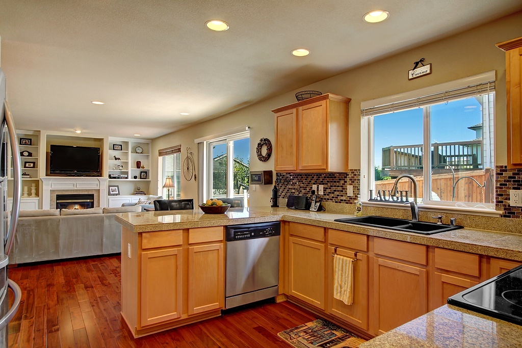 Property Photo: 5216 115th St SE WA 98208