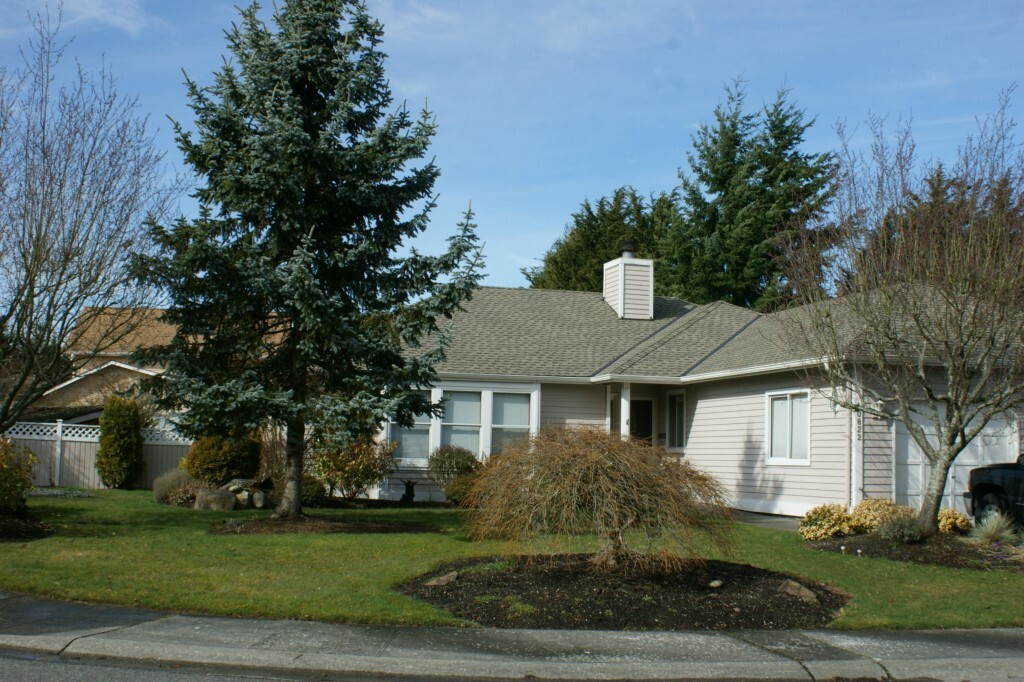 Property Photo:  10822 52nd Place W  WA 98275 