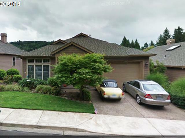 Property Photo:  626 SE 38th Dr  OR 97080 
