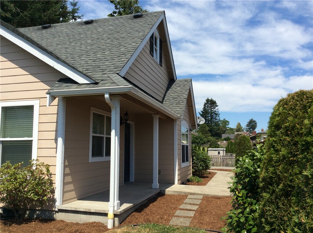 Property Photo: 5857 Malloy Ave WA 98248