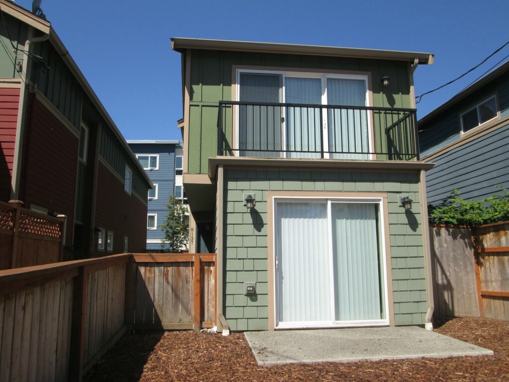 Property Photo:  8137 Wolcott Ave S  WA 98118 