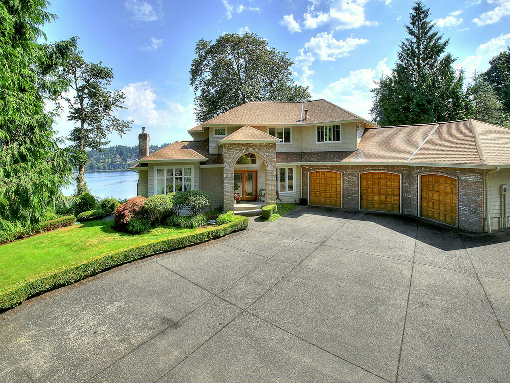 Property Photo:  55 Island Blvd  WA 98333 