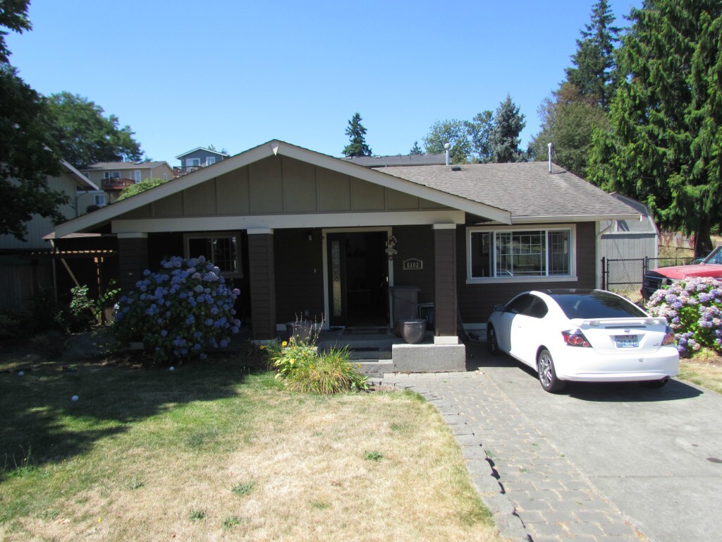 Property Photo: 6202 S Mullen St WA 98409