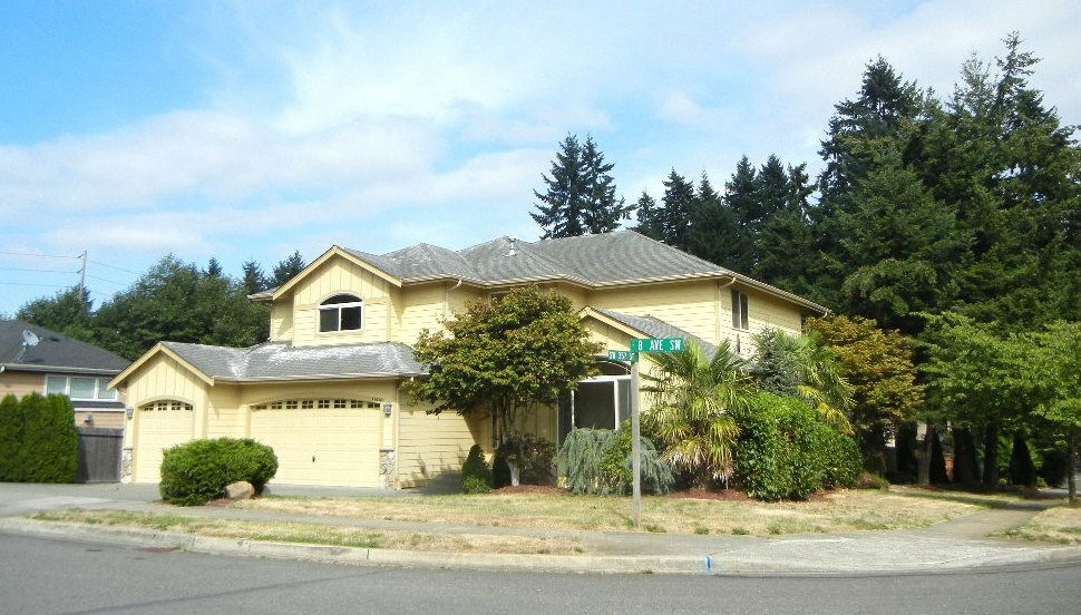 Property Photo: 35638 8th Ave SW WA 98023