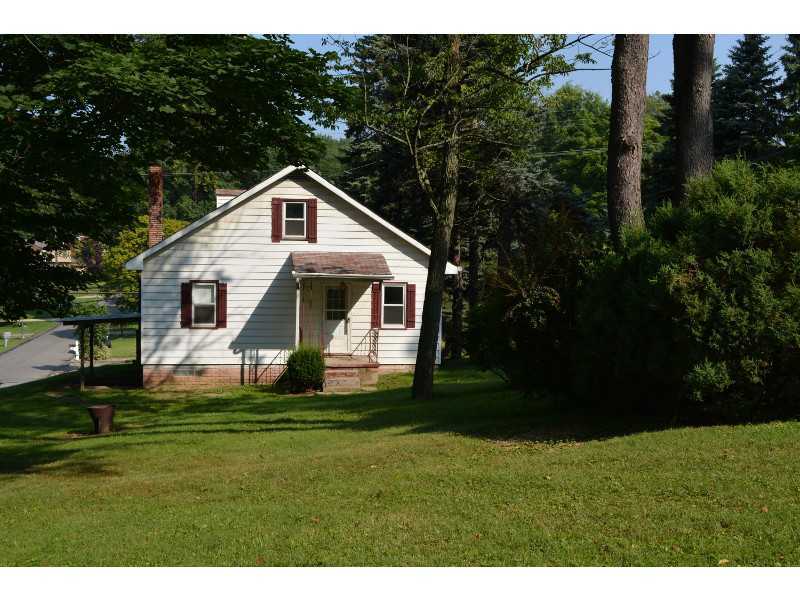 Property Photo: 1051 Thorn Run Road PA 15108