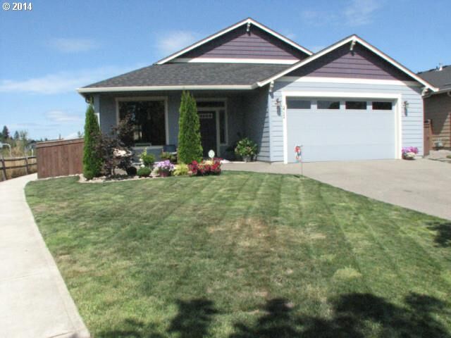 Property Photo:  3702 N 3rd Cir  WA 98642 