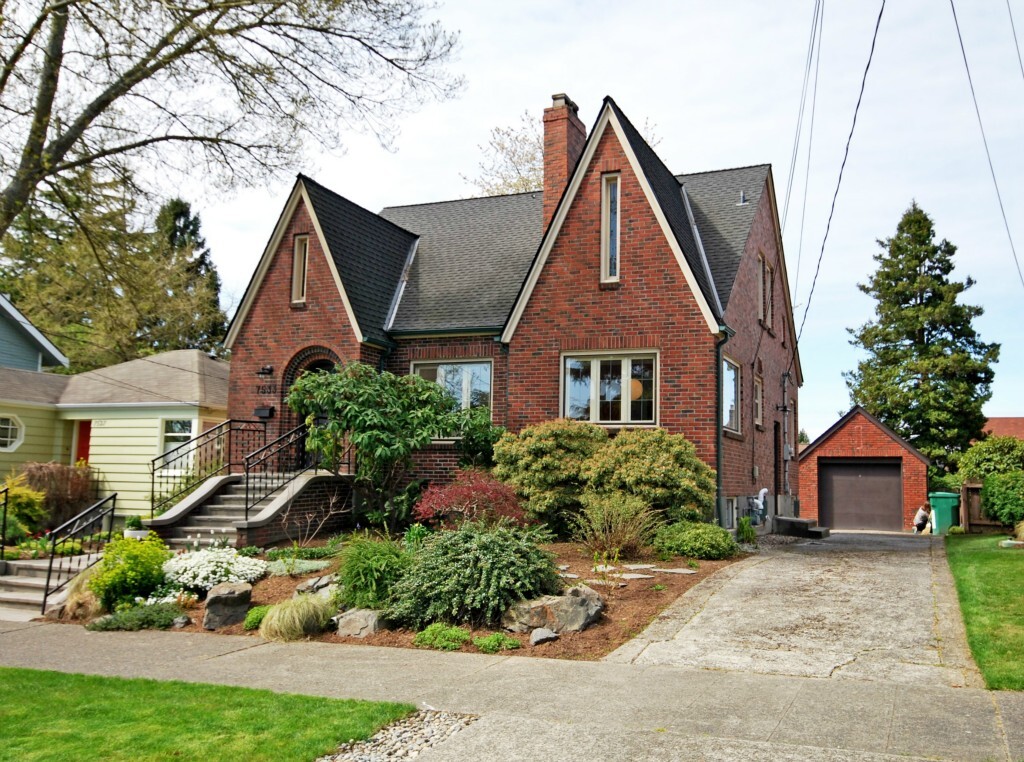 Property Photo: 7533 31 Ave NW WA 98117