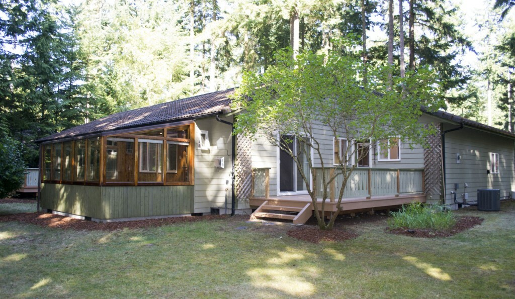 Property Photo:  30 Hemlock Ct  WA 98368 