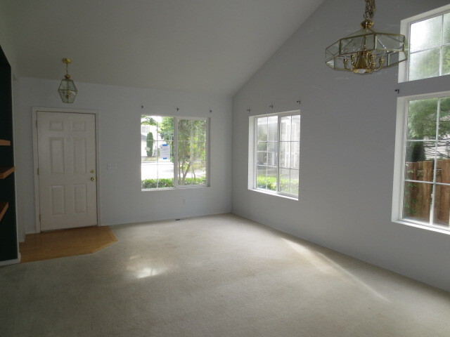 Property Photo: 6613 133rd Place SE WA 98296