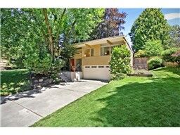 Property Photo:  204 109th Ave SE  WA 98004 